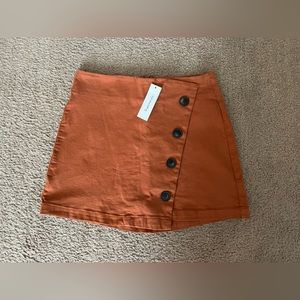NWT Rust orange skirt with buttons on front